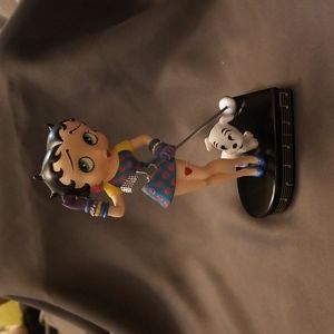 Betty Boop "Betty Sings the Blues"